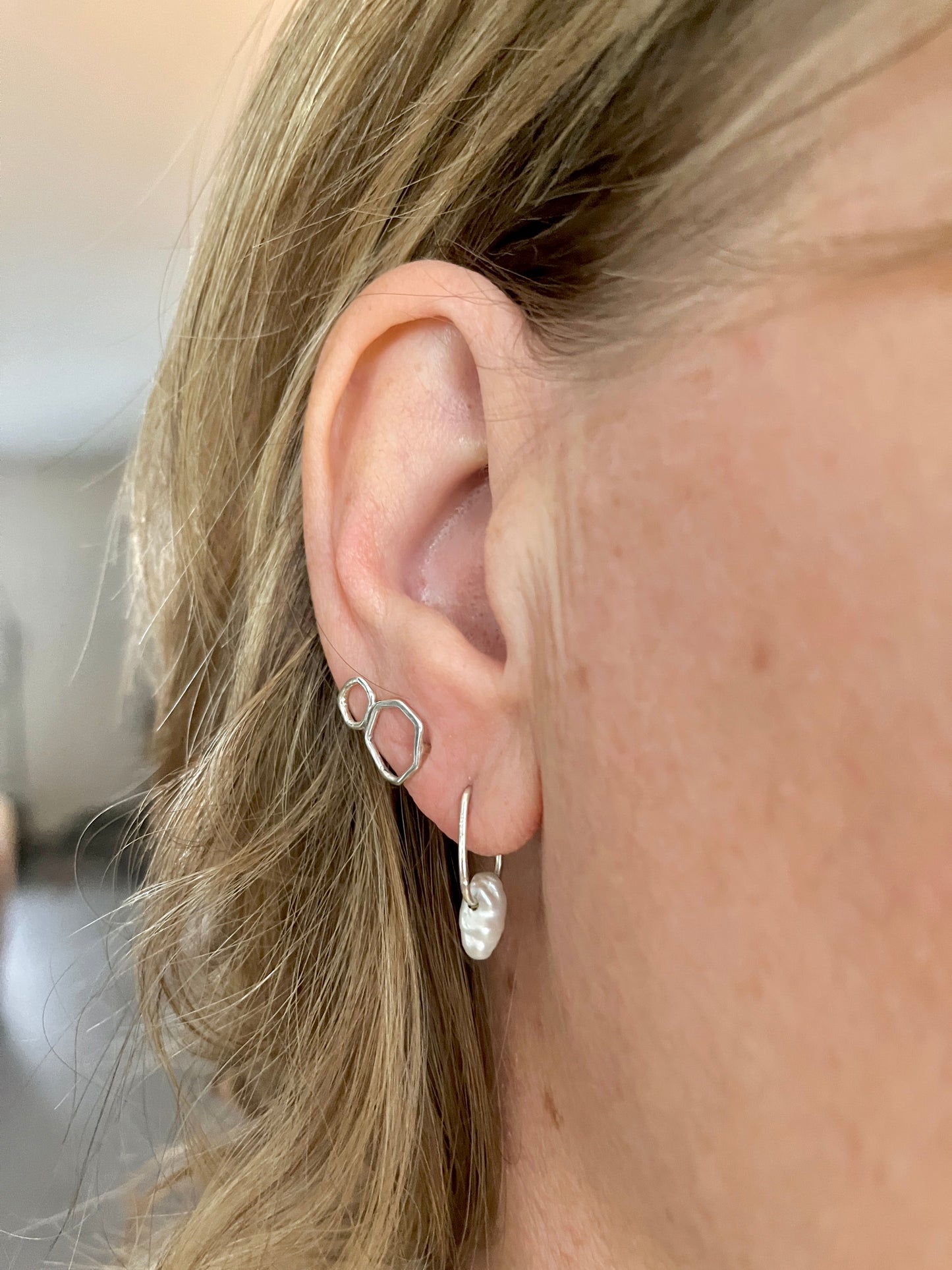 Pearl Hanger Earrings